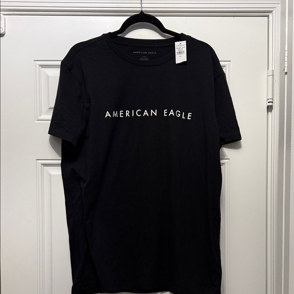 American Eagle Outfitters Other - American Eagle Outfitters Classic Black Tee large new!